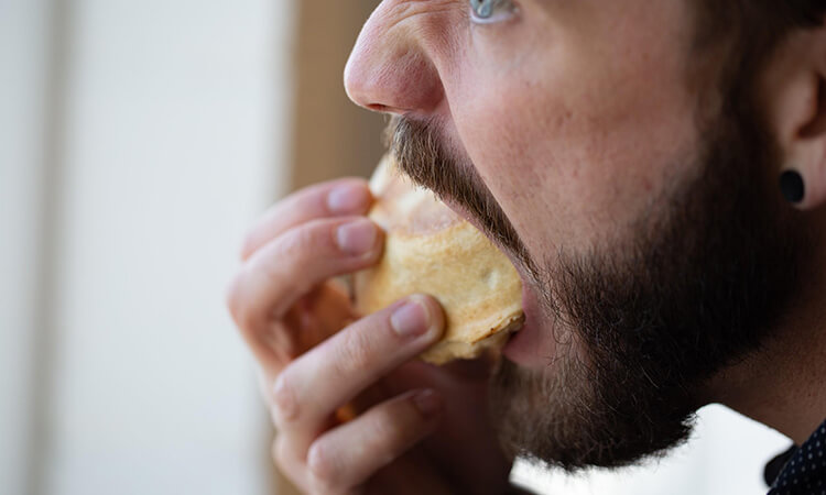 4 Common Binge Eating Triggers
